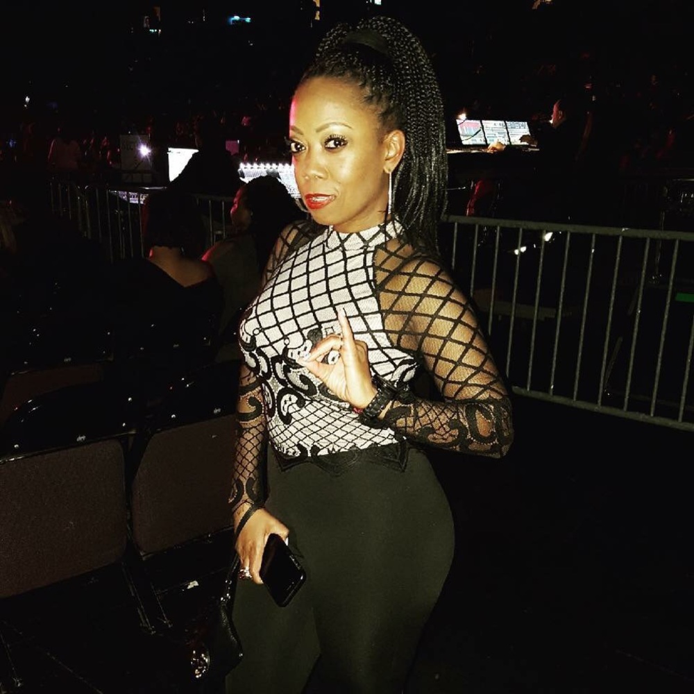 Meet your Posher, Takida